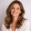 Lisa Wang blogger uses ai image generator for content